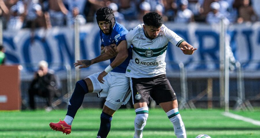 Coritiba e Cruzeiro em campo - Foto: Gabriel Thá/Coritiba