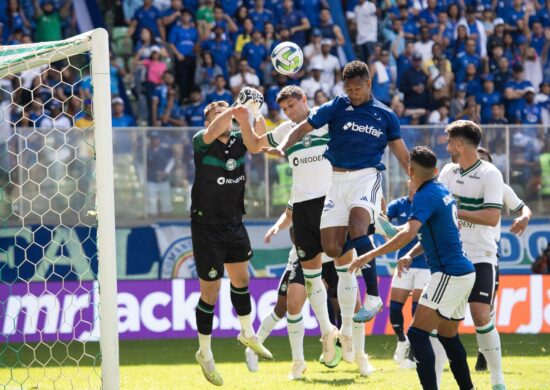 STJD solicitou liminar para que Cruzeiro e Coritiba joguem com portões fechados nos próximos jogos do Brasileirão - Foto: Reprodução/Staff Images / Cruzeiro