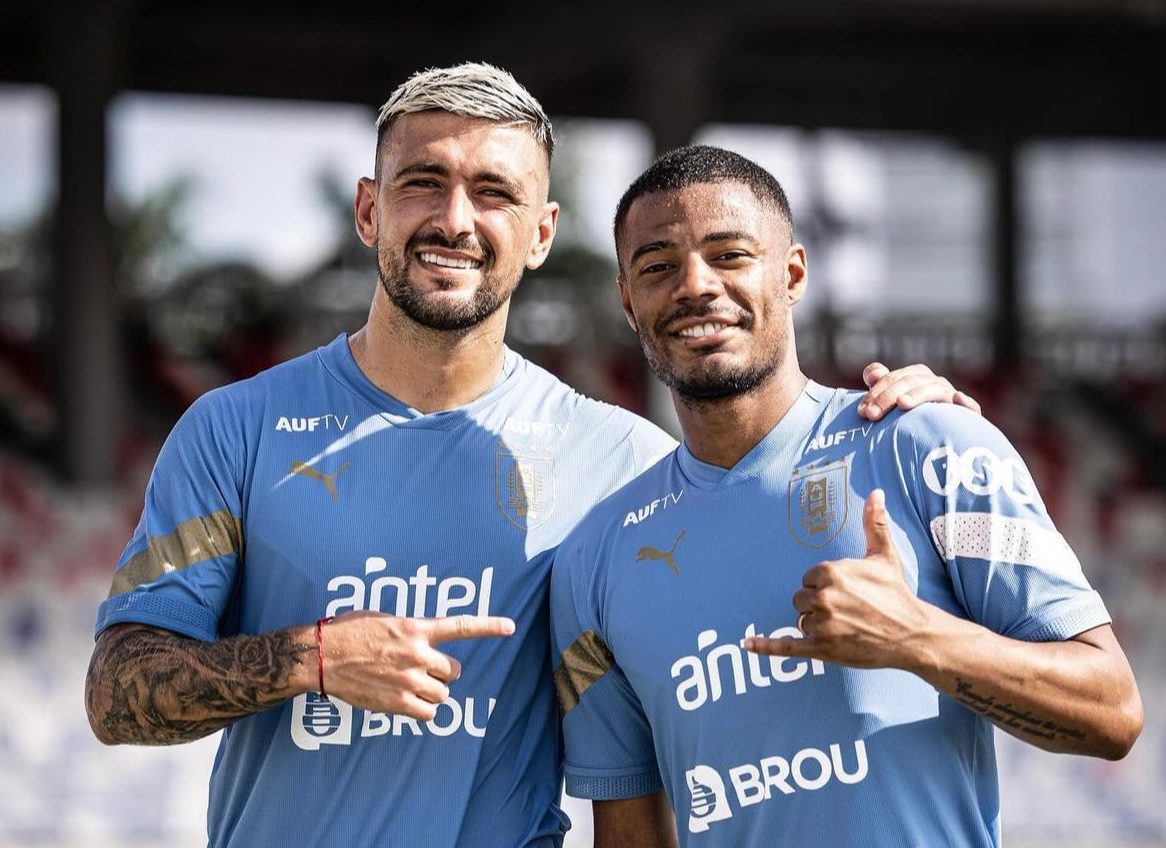 Flamengo planeja trazer De La Cruz, companheiro de Arrascaeta na Seleção Uruguaia - Foto: Reprodução / Instagram AUF