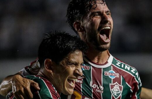 Fluminense vence o Santos por 3 a 0. Santos chega na terceira partida sem vencer - Foto: Reprodução/X @FluminenseFC