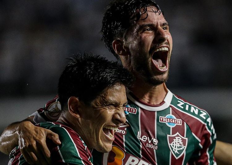Fluminense vence o Santos por 3 a 0. Santos chega na terceira partida sem vencer - Foto: Reprodução/X @FluminenseFC