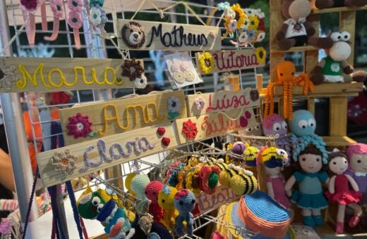 Feira de artesanato acontece na Ponta Negra até fim do ano em Manaus