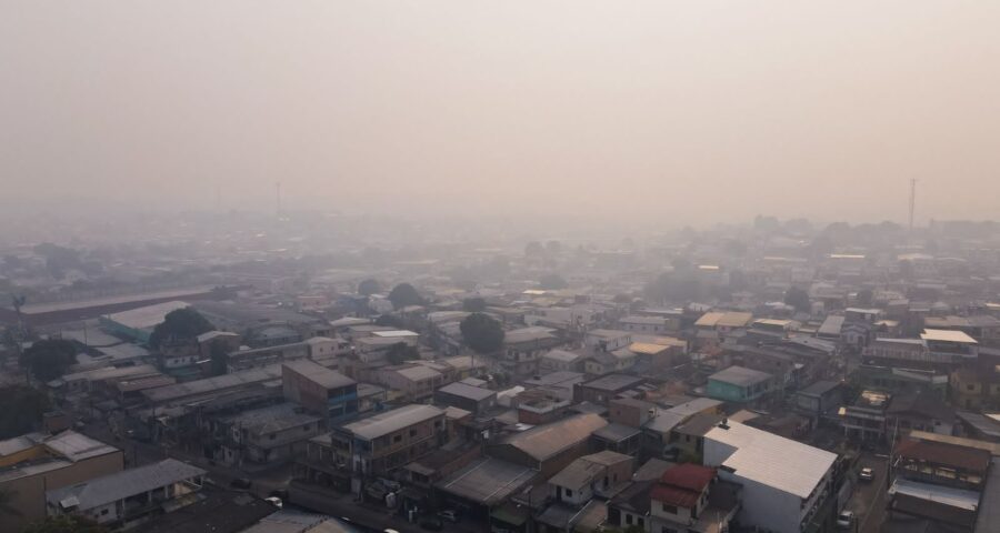 Apesar da fumaca que encobre Manaus, a previsao do tempo é de chuvas isoladas em Manaus- Foto: Artur Gomes