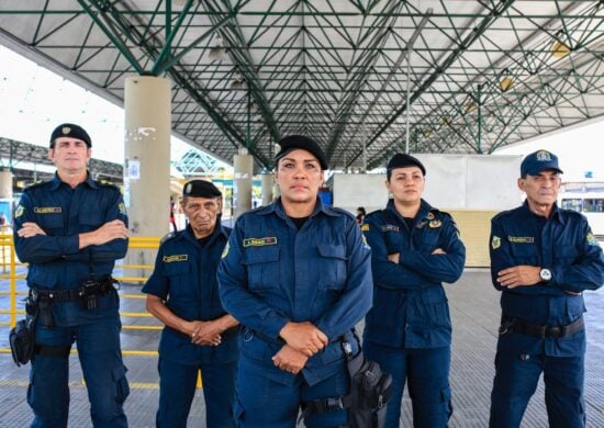 Guarda Municipal no terminal de ônibus em Manaus - Foto: Antonio Pereira / Semcom