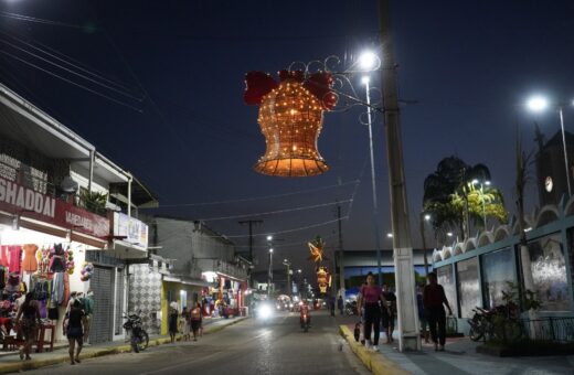 Decoração de Natal será inaugurada na sexta (1º) - Foto: Ascom/Prefeitura de Santo Antônio do Içá