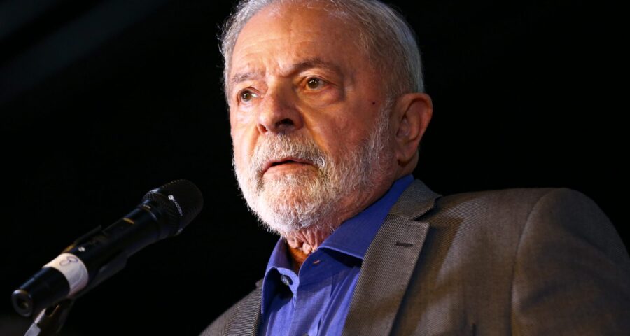 Lula pretende criar uma poupança para estudantes do Ensino Médio que podem sacar o valor quando terminarem os estudos -Foto: Marcelo Camargo/Agência Brasil