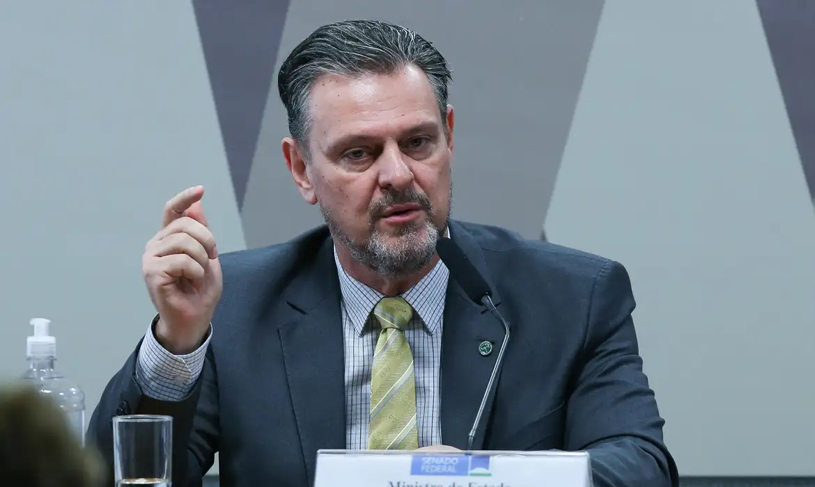 Ministro da Agricultura, Carlos Fávaro, volta ao cargo depois de dois dias de exoneração -Foto: Lula Marques/Agência Brasil