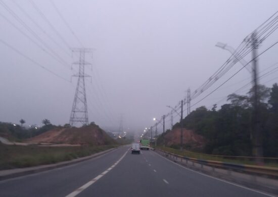 Previsão do tempo Neblina na Avenida das Torres em Manaus -Foto: Ana Kelly Franco