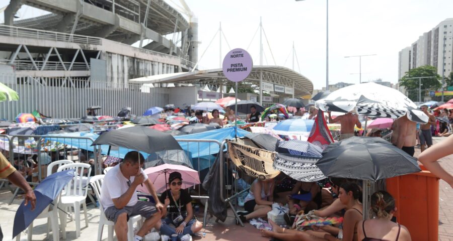 No 2º dia de show, fãs de Taylor Swift relatam condições da fila e ‘medo’