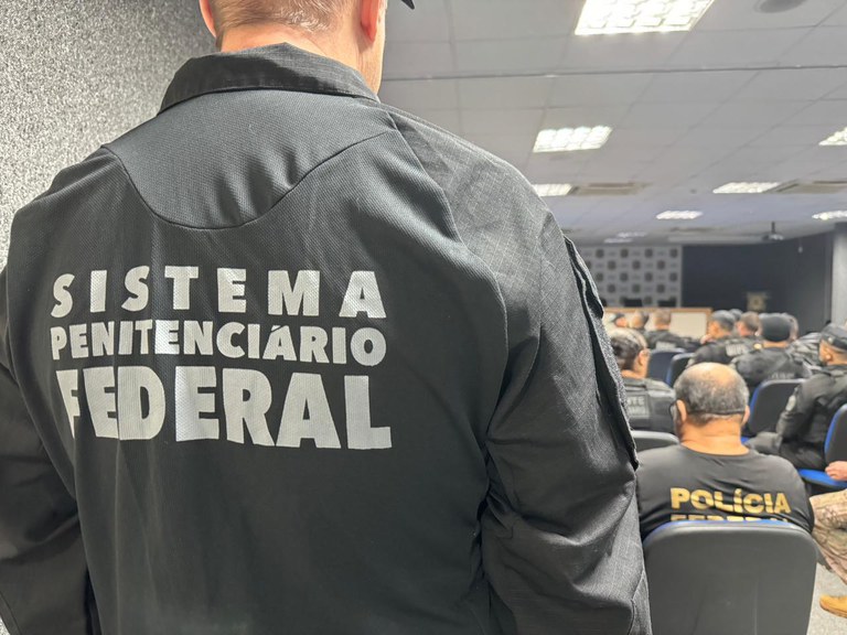 Organização criminosa é alvo da PF ao planejar ataques à prisão em Fortaleza