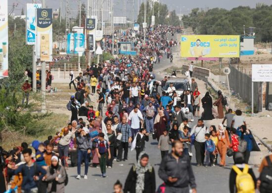 Os palestinos continuam fugindo da parte norte da Faixa de Gaza - Foto: Unrwa/Ashraf Amra