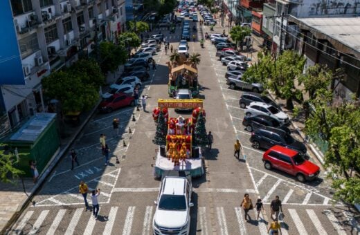 'Parada Natalina' acontece no Centro de Manaus nesta terça