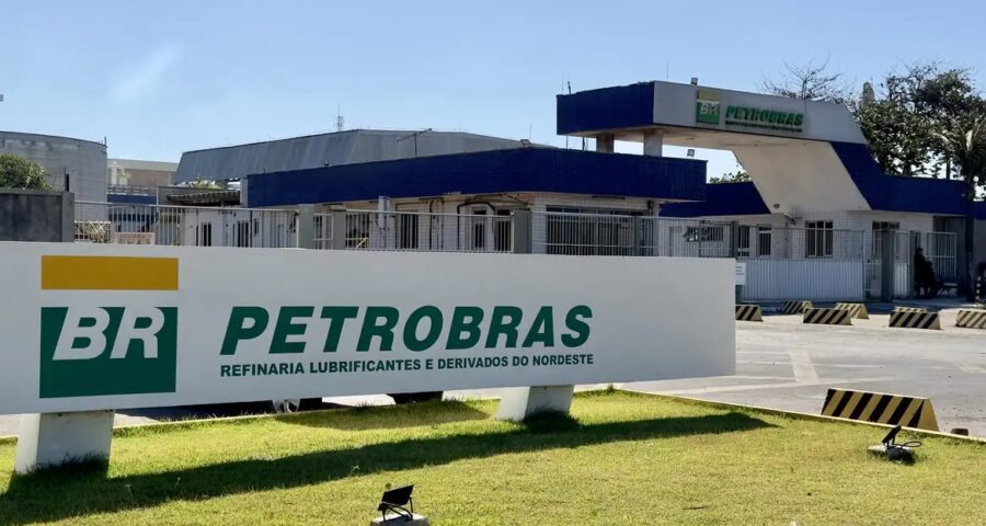 Petrobras informa sobre rescisão de contrato de venda da refinaria LUBNOR