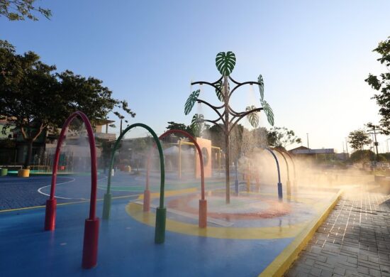 Primeira praça molhada de Manaus é inaugurada na Zona Sul da cidade