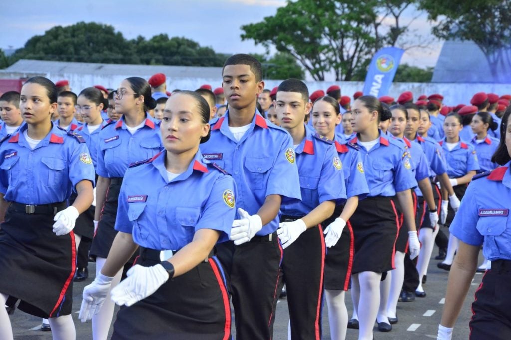 Alunos do Colégio Militar Estadual Coronel PM Derly Luiz Vieira Borges, em Rpraima - Foto: Arquivo/Secon-RR