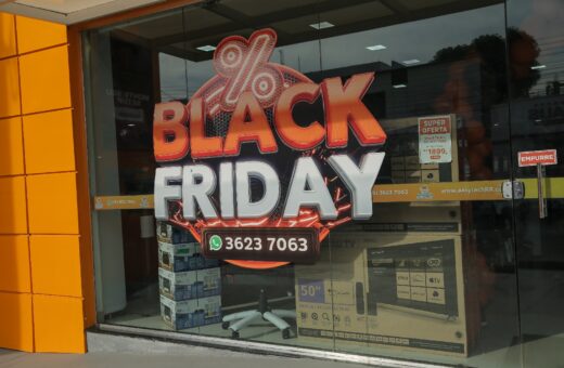 Shoppings de boa vista usam estratégias para atrair clientes na Black Friday