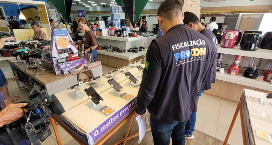 Procon-TO autua empresas por propaganda enganosa na 'Black Friday'