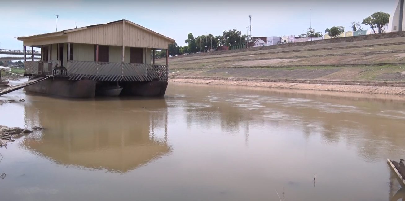 Rio Acre chega a 3 metros na capital após meses de seca severa