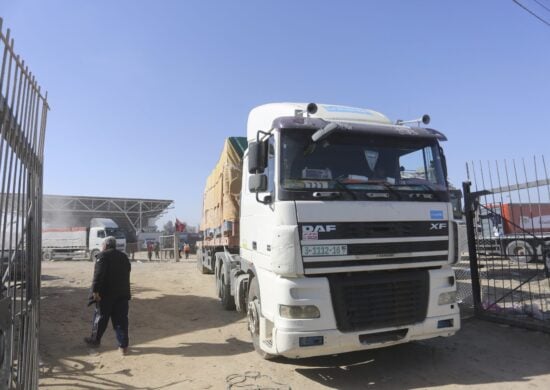 Ajuda humanitária chega em Gaza - Foto: Hatem Ali/ Estadão Conteúdo