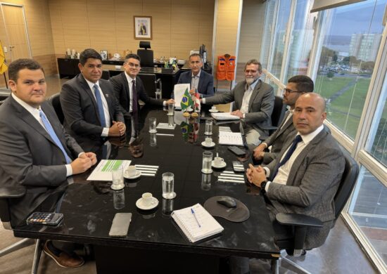 Reunião do prefeito com o ministro Waldez Góes - Foto: Divulgação/Agência Brasil e Semcom