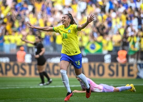 Seleção brasileira de futebol feminina vence Japão em amistoso