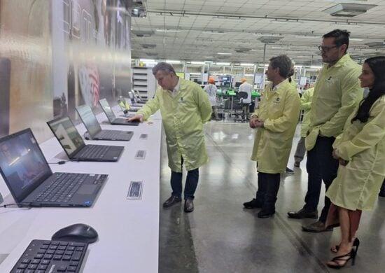 Produção Industrial -Fábrica da Positivo Tecnologia na Zona Franca de Manaus - Foto: Divulgação/Suframa