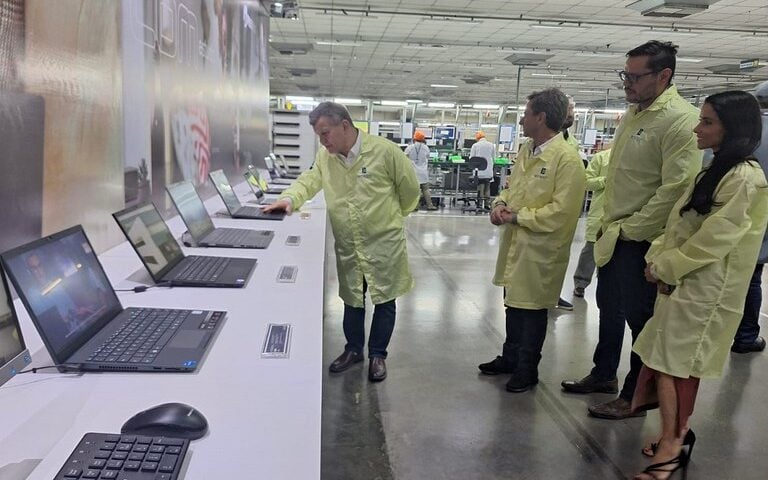 Produção Industrial -Fábrica da Positivo Tecnologia na Zona Franca de Manaus - Foto: Divulgação/Suframa