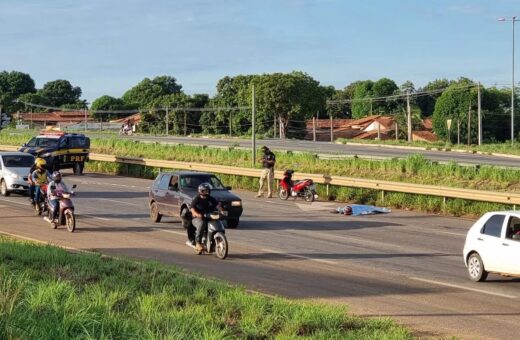 TO Mulher morre após pneu de moto estourar na BR-010 em Palmas