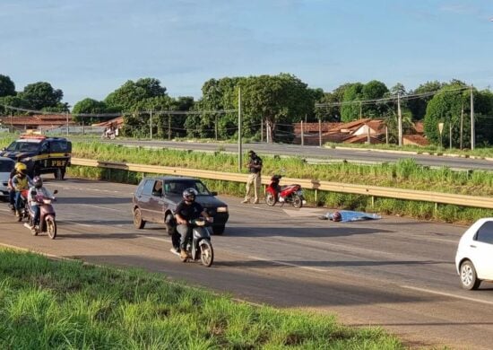 TO Mulher morre após pneu de moto estourar na BR-010 em Palmas