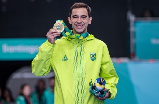 Brasileiro é tri-campeão pan-americano no tênis de mesa