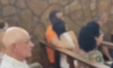 Vídeo: mulher flagra marido com amante em igreja, em MG