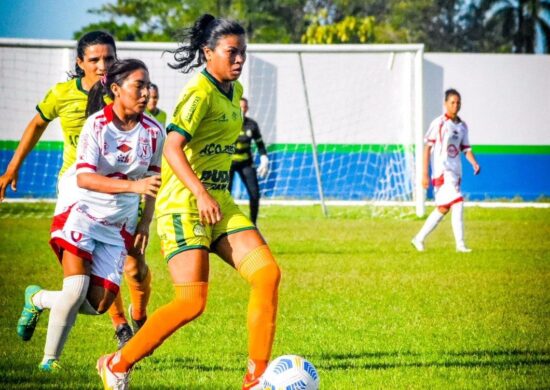 Jogos do Roraimense de Futebol Feminino são disputados no Estádio Canarinho