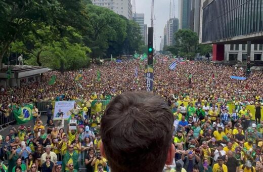 O deputado Nikolas Ferreira (PL-MG) pediu para que quem quisesse o magistrado "fora de sua cadeira" desse um grito - Foto: Reprodução/Instagram @nicolasferreiradmbr