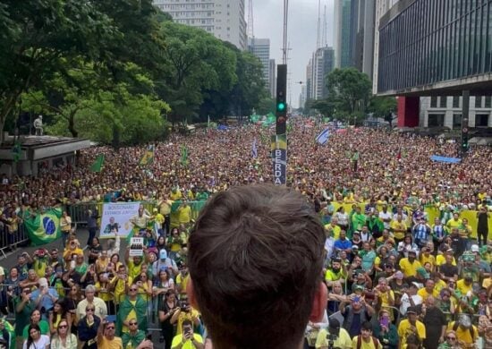 O deputado Nikolas Ferreira (PL-MG) pediu para que quem quisesse o magistrado "fora de sua cadeira" desse um grito - Foto: Reprodução/Instagram @nicolasferreiradmbr