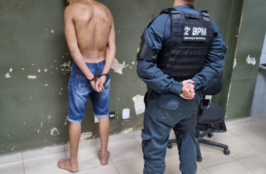 Homem de 27 anos preso com 700g de skunk em Boa Vista - Foto: PM RR