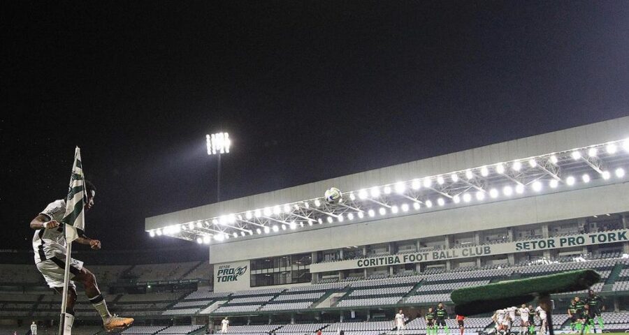 O Botafogo alcança os mesmos 63 pontos de Atlético-MG e Flamengo - Foto: Reprodução/Instagram @botofogo