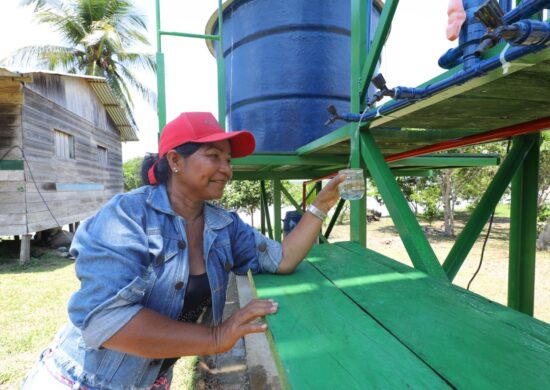 Seca dos rios também afeta abastecimento de água potável em comunidades ribeirinhas - Foto: Alex Pazuello/Secom