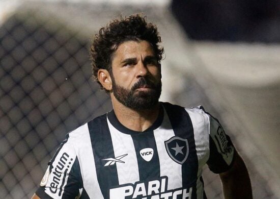 Diego costa assumiu a responsabilidade da equipe e isentou o treinador pelo momento conturbado do Botafogo