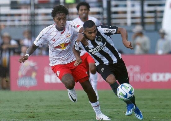 Botafogo lutou, mas cedeu o empate nos minutos finais contra o Bragantino - Foto: Reprodução/Vítor Silva / BFR