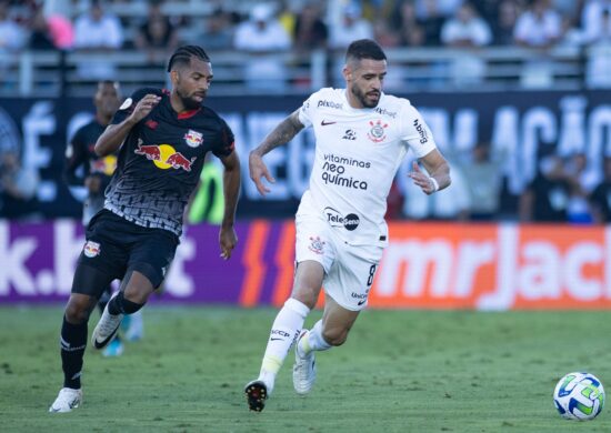 Partida entre Bragantino e Corinthians, no estádio Nabi Abi Chedid pelo campeonato Brasileiro A - Foto: Fabio Moreira Pinto/Agif - Agência De Fotografia/Estadão Conteúdo