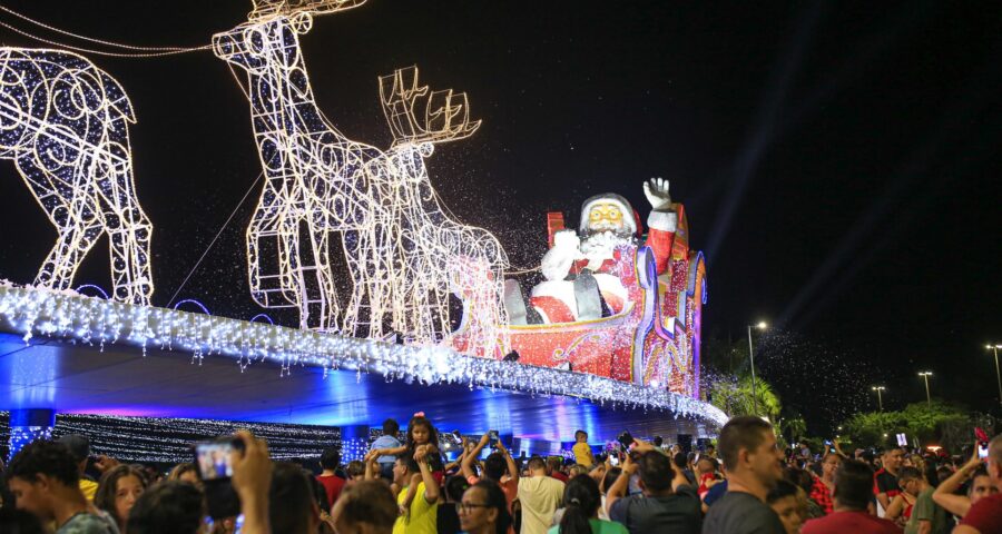 Anfiteatro da Ponta Negra enfeitado para Natal em Manaus - Foto: Arquivo/Semcom