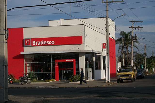 Bradesco - Foto: Wikimedia/CanoasPhotos