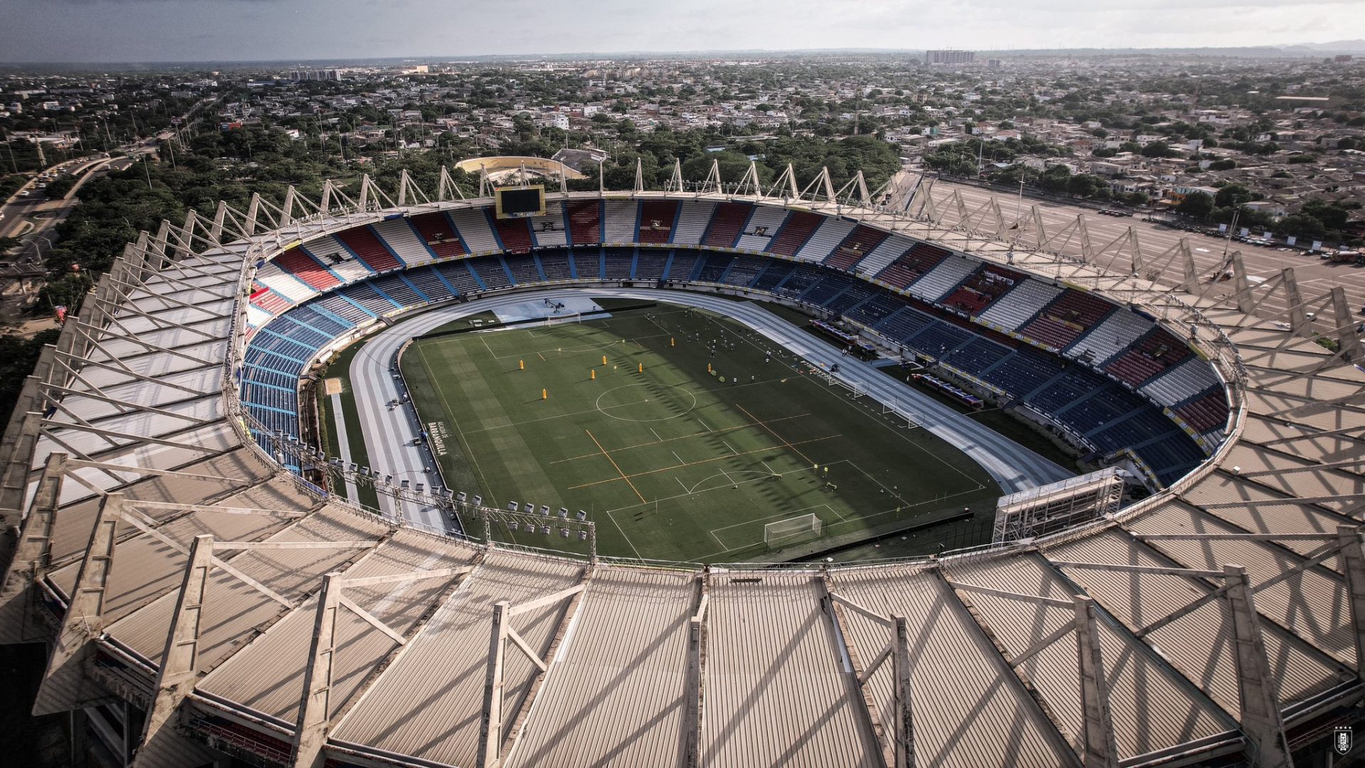 Estádio Metropolitano tem capacidade para 60 mil espectadores e receberá a partida entre Brasil e Colômbia - Foto: Reprodução/X @Uruguay @SoyVictorRomero