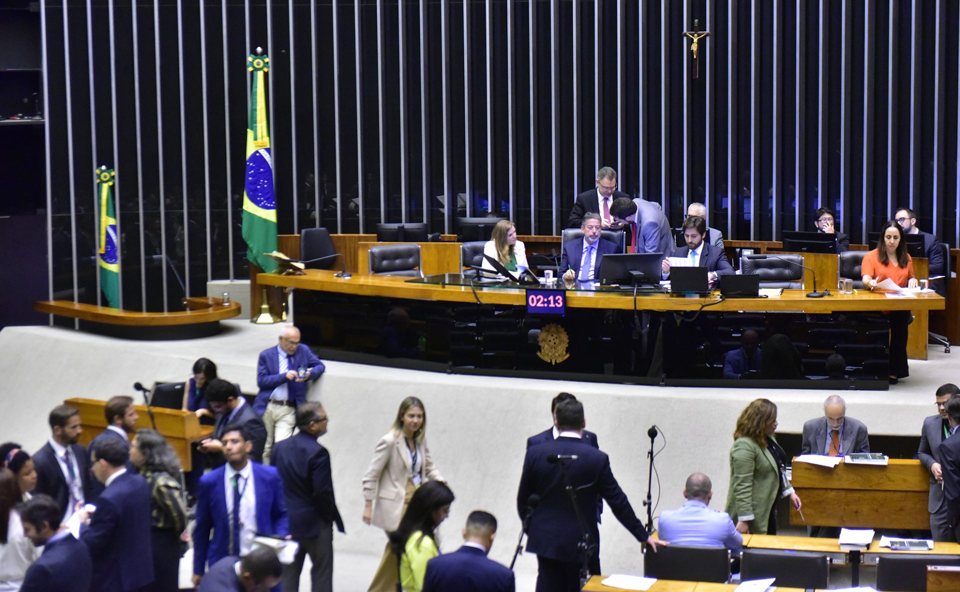 Plenário da Câmara dos Deputado durante votação de propostas - Foto: Zeca Ribeiro/Câmara dos Deputados