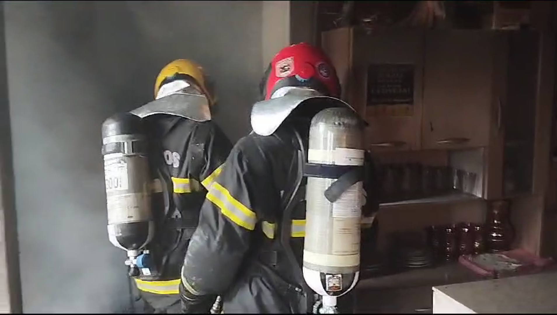 Incêndio atingiu principalmente quarto do imóvel - Foto: Divulgação/Corpo de Bombeiros