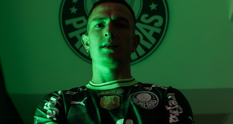 Aníbal Moreno só poderá atuar na próxima janela de transferência do Palmeiras - Foto: Reprodução/X X @Palmeiras