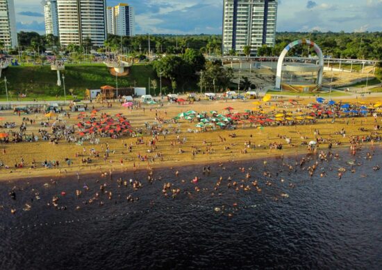 Praia da Ponta Negra é uma das atrações de Manaus citadas pela editora de turismo - Foto: Arquivo/Semcom