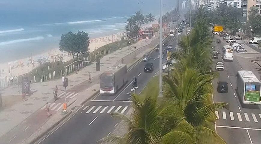 Rio de Janeiro tem previsão com mínima de 24 °C e máxima de 43 °C neste sábado - Foto: Reprodução/ Instagram @operacoesrio