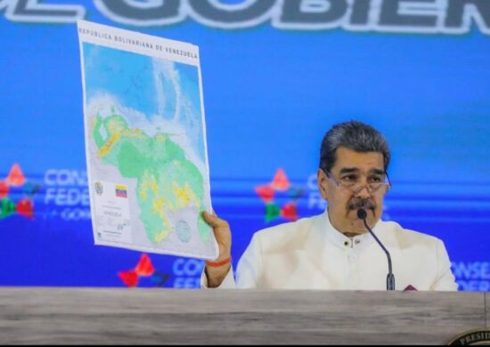 Presidente da Venezuela divulga ‘novo mapa’ do país com inclusão de Essequibo