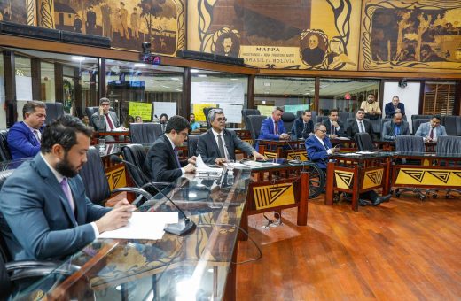 Deputados do Acre aprovam orçamento de R$ 10,7 bilhões para 2024